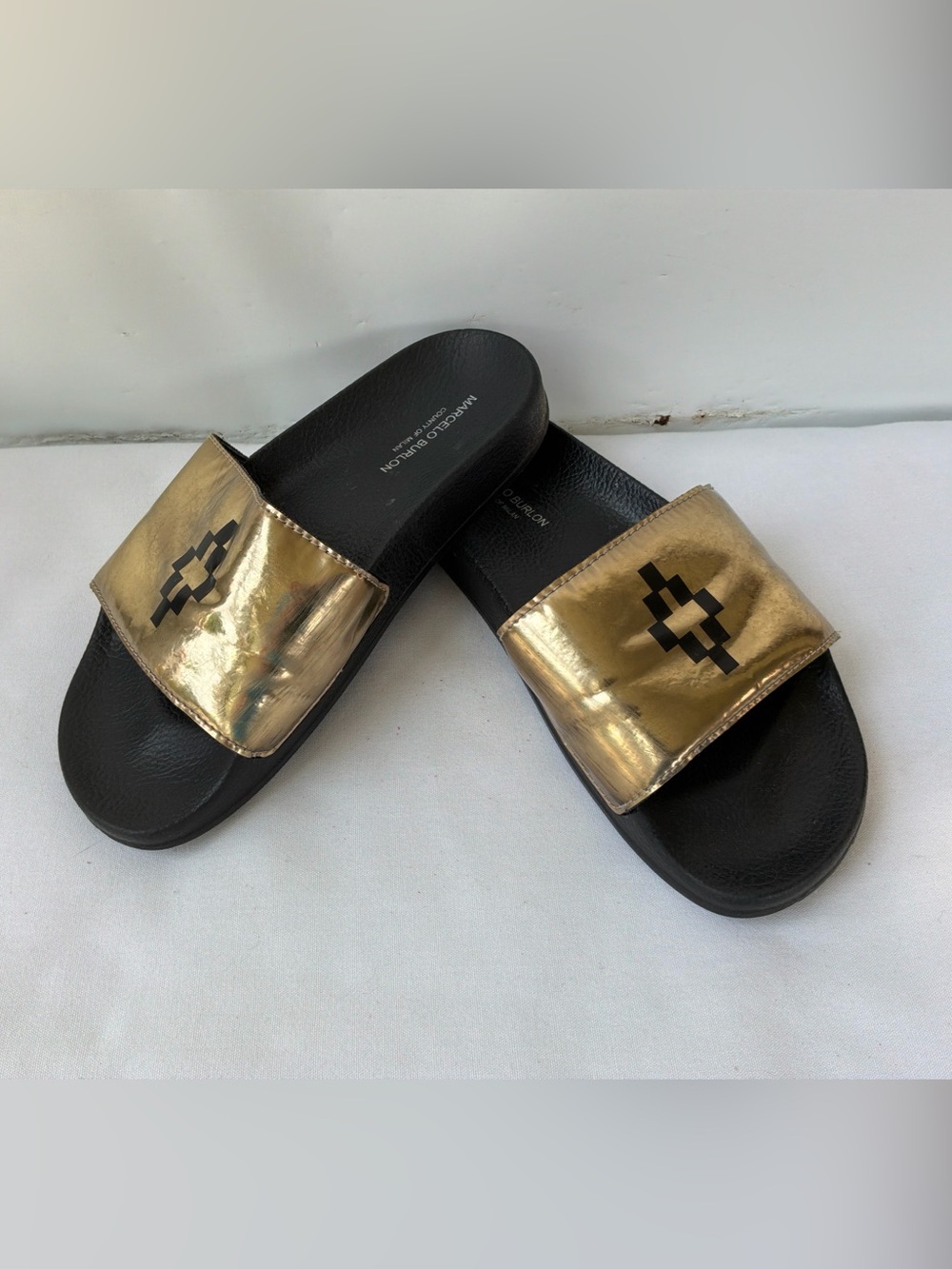 Marcelo Burlon County Of Milan Cross Slides W/Gold Strap Size 37 / US 7